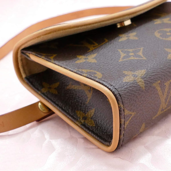 Louis Vuitton Pochette Florentine Monogram Canvas Brown