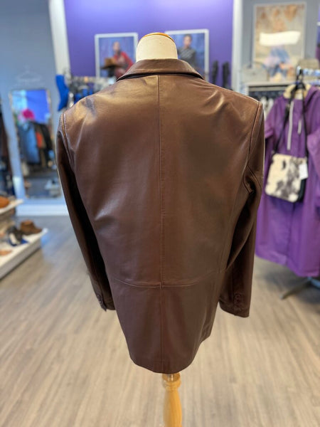 La Marque Genuine Leather Jacket Size Small (fits oversized)