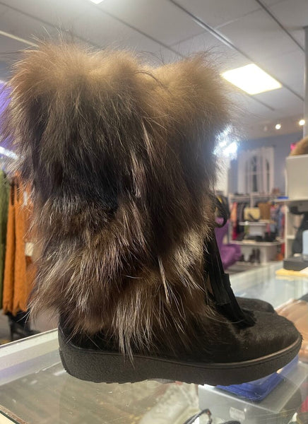 Pajar Fur Boots Size 40 (9)