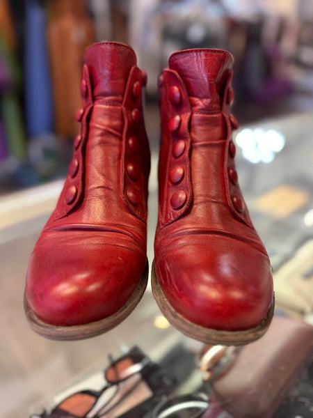 Miz Mooz Boots Size 7.5