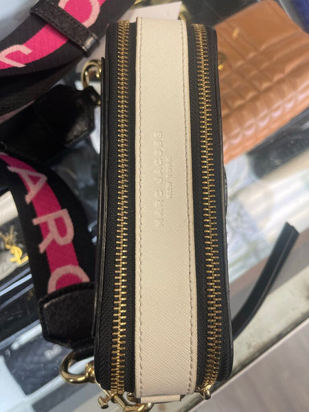 Marc Jacobs Small Snapshot Camera Bag In Saffiano Leather