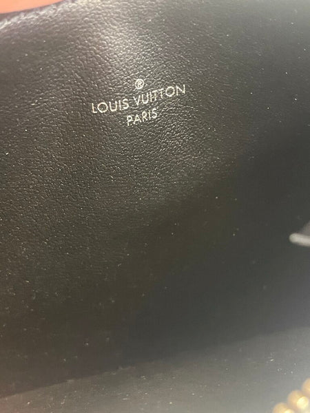 Louis Vuitton Pochette Felicie Black Epi Leather