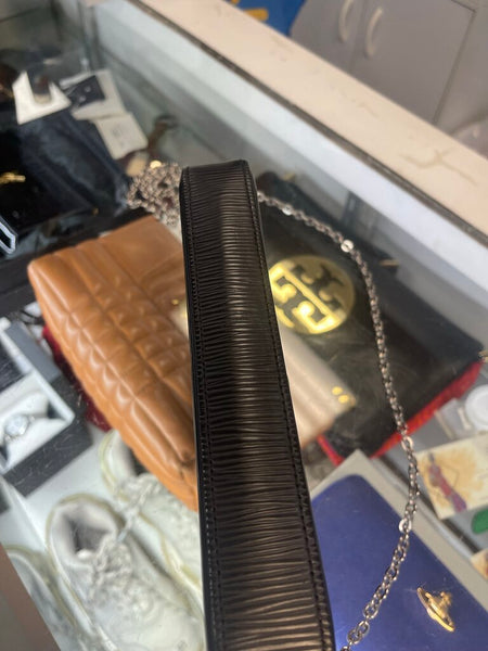 Louis Vuitton Pochette Felicie Black Epi Leather