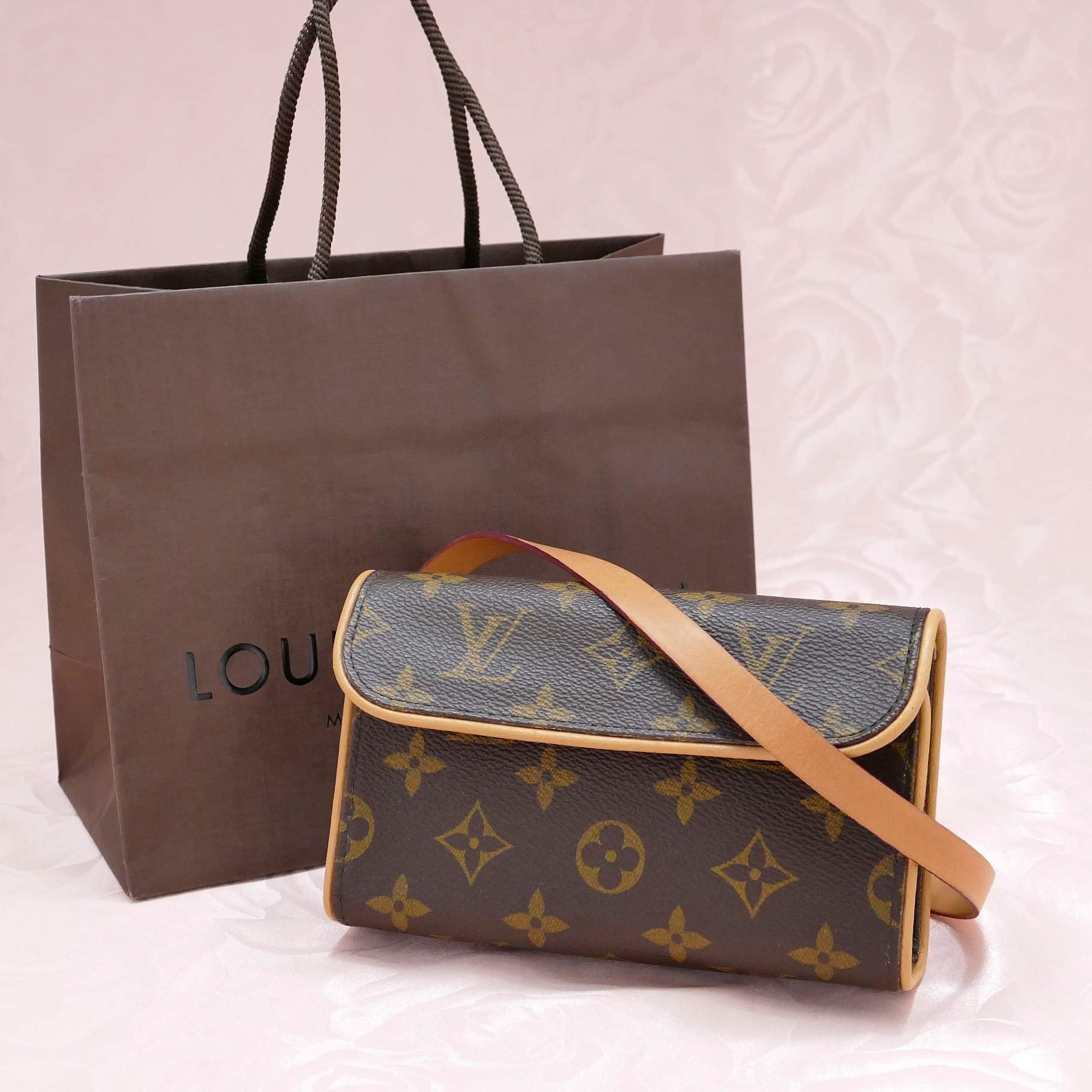 Louis Vuitton Pochette Florentine Monogram Canvas Brown