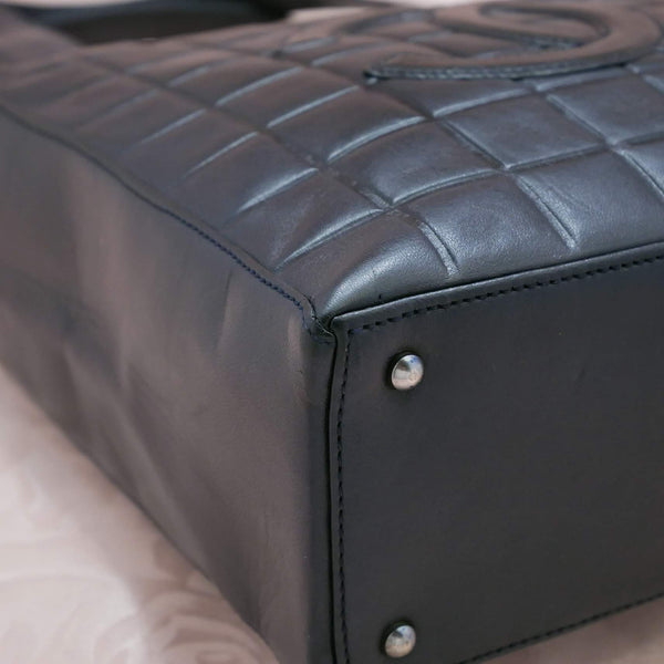 CHANEL Navy LEATHER E/W CHOCOLATE BAR TOTE BAG