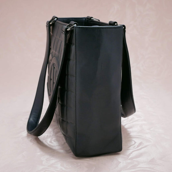 CHANEL Navy LEATHER E/W CHOCOLATE BAR TOTE BAG