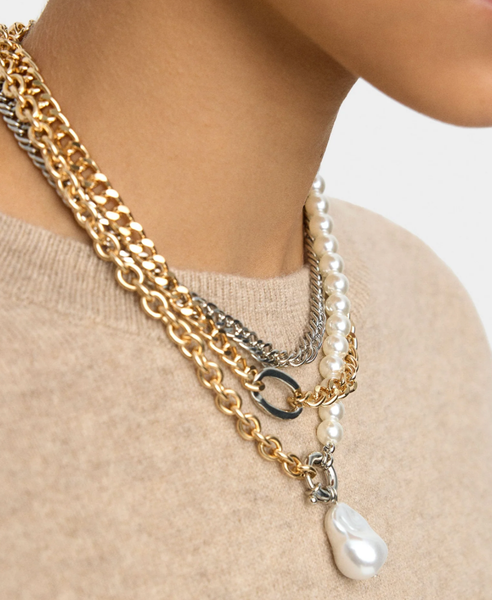 Triple Stack- Necklaces 3 Chains stacked PVD Carabiner Pearl