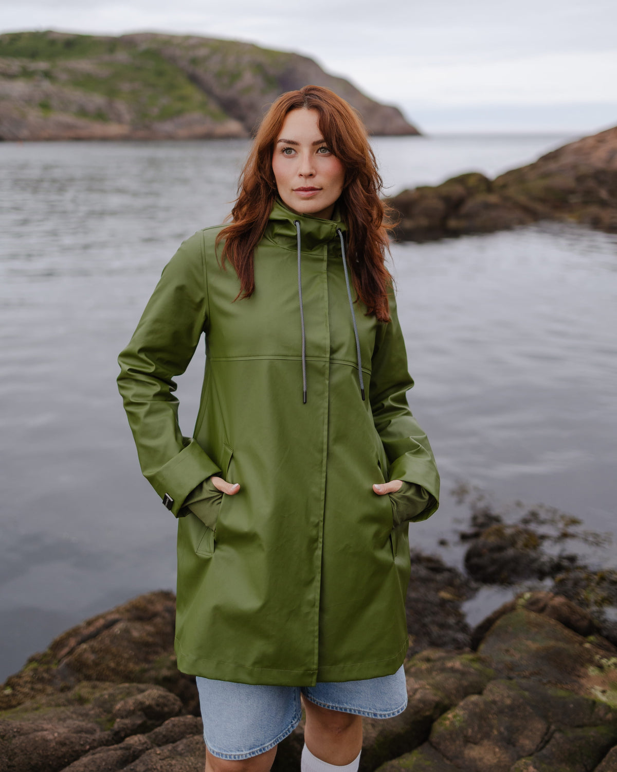 Mernini Three Quarter raincoat Chive Green