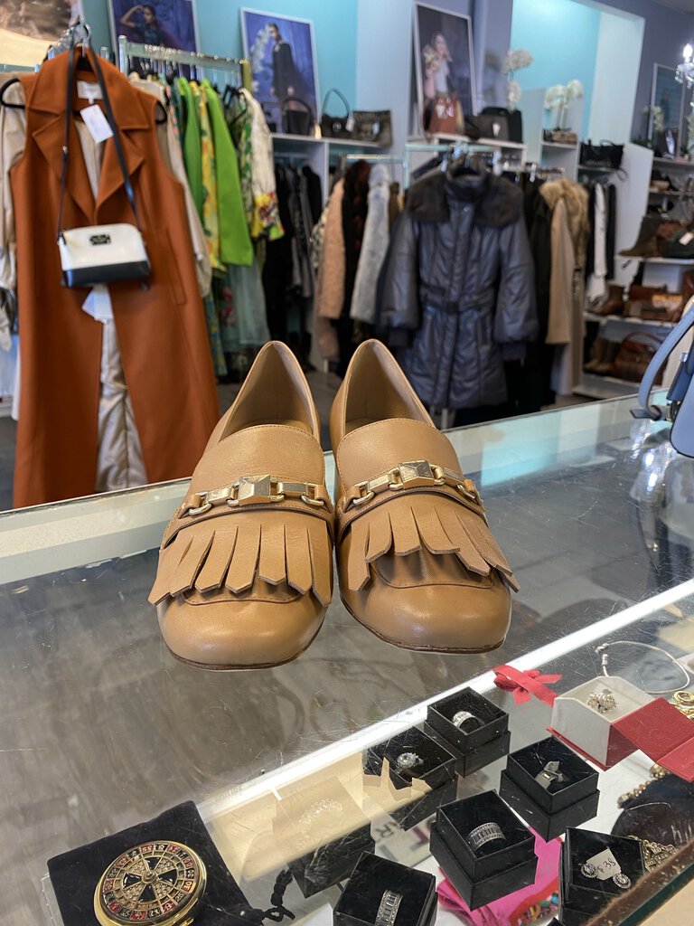 *MK brown leather loafer