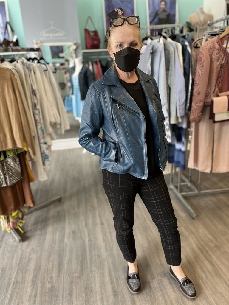 *Kompanero Blue Leather Jacket Size XL (Fits Large)