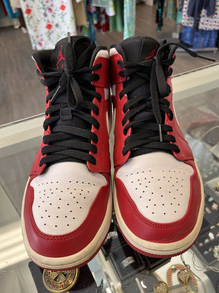 *Air Jordan 1 Mid Gym Red Chicago White/Red Size 9