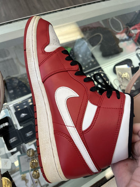 *Air Jordan 1 Mid Gym Red Chicago White/Red Size 9