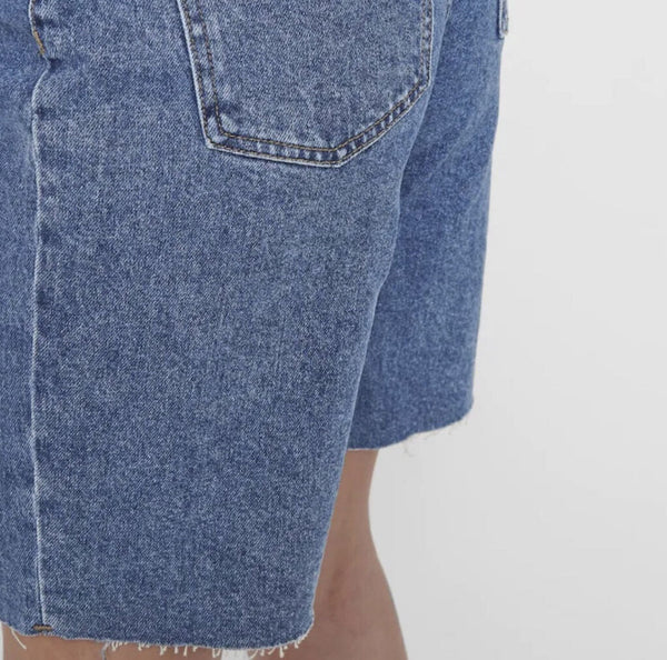*Only Emily Long Shorts NWT Size 29