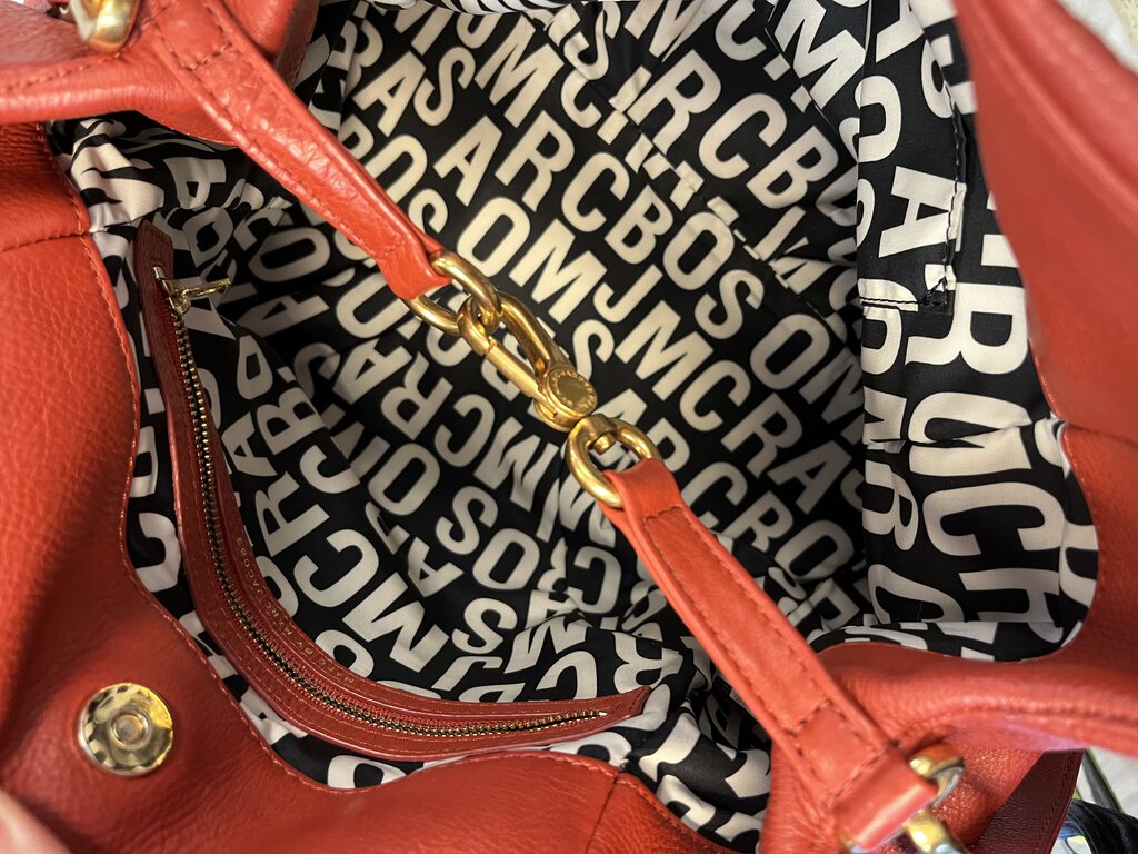 Marc Jacobs Classic Leather Hobo Bag