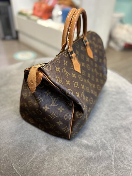 Louis Vuitton Speedy 35