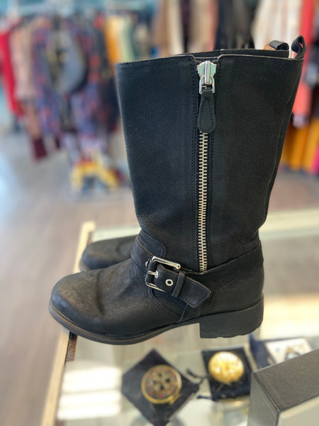 Rockport leather boots size 7