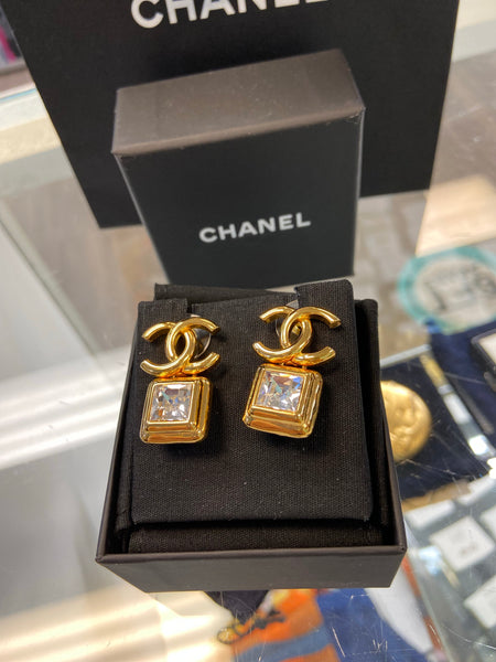 Chanel CC EARRINGS - GOLD
