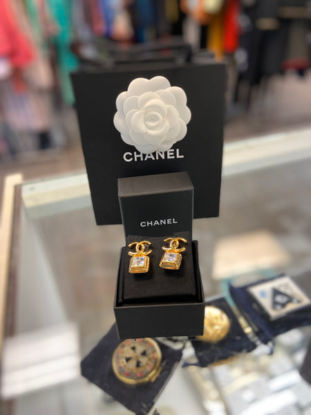 Chanel CC EARRINGS - GOLD
