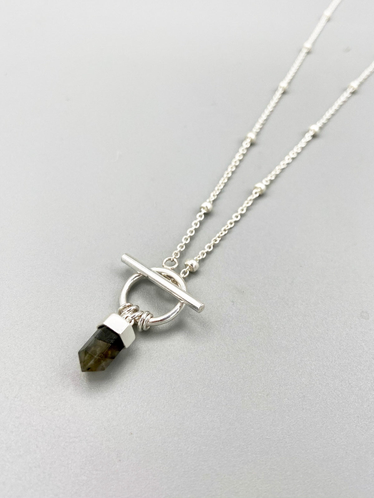 Dreamboat Lucy cora necklace